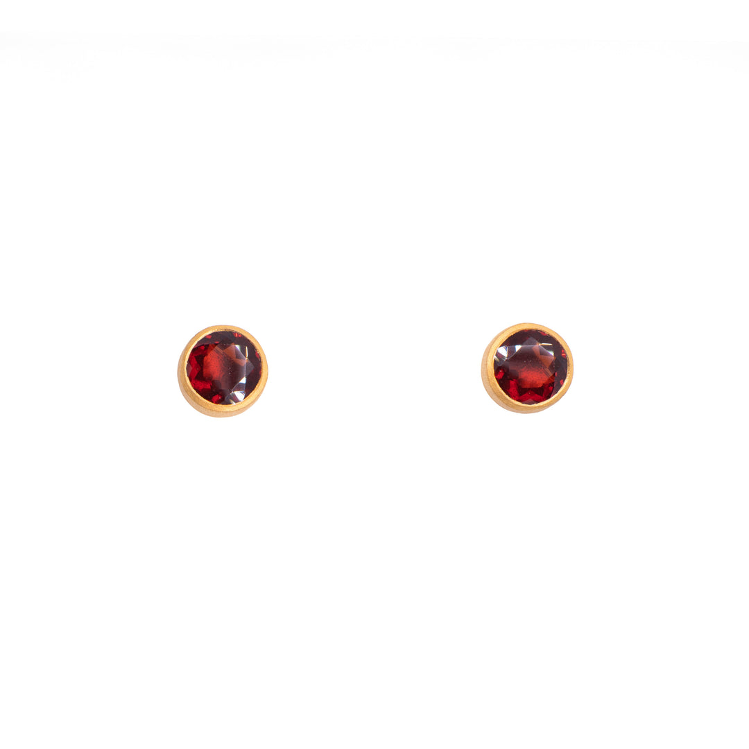 Signature Stud Earrings 24K Gold Vermeil Collection